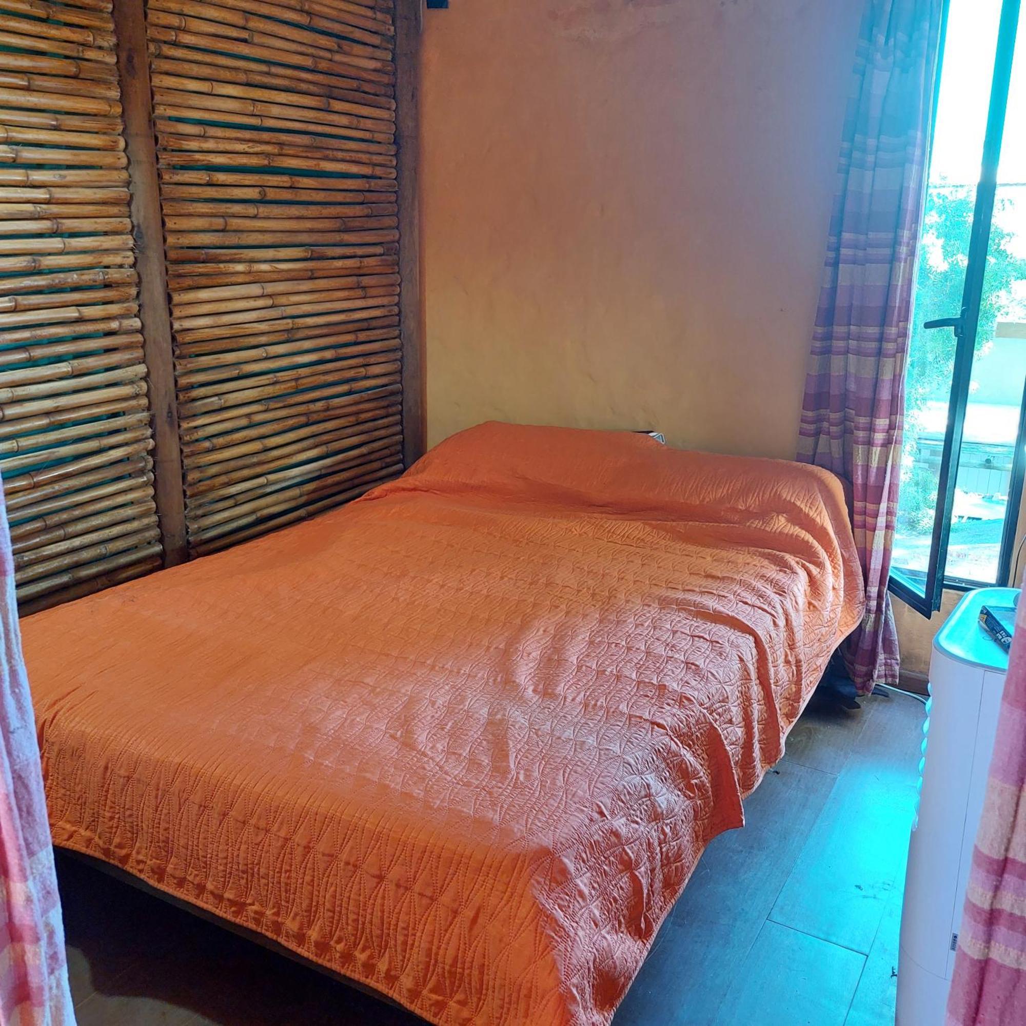 فيلا Casa Amarilla Con Jacuzzi بونتا ديل ديابلو المظهر الخارجي الصورة